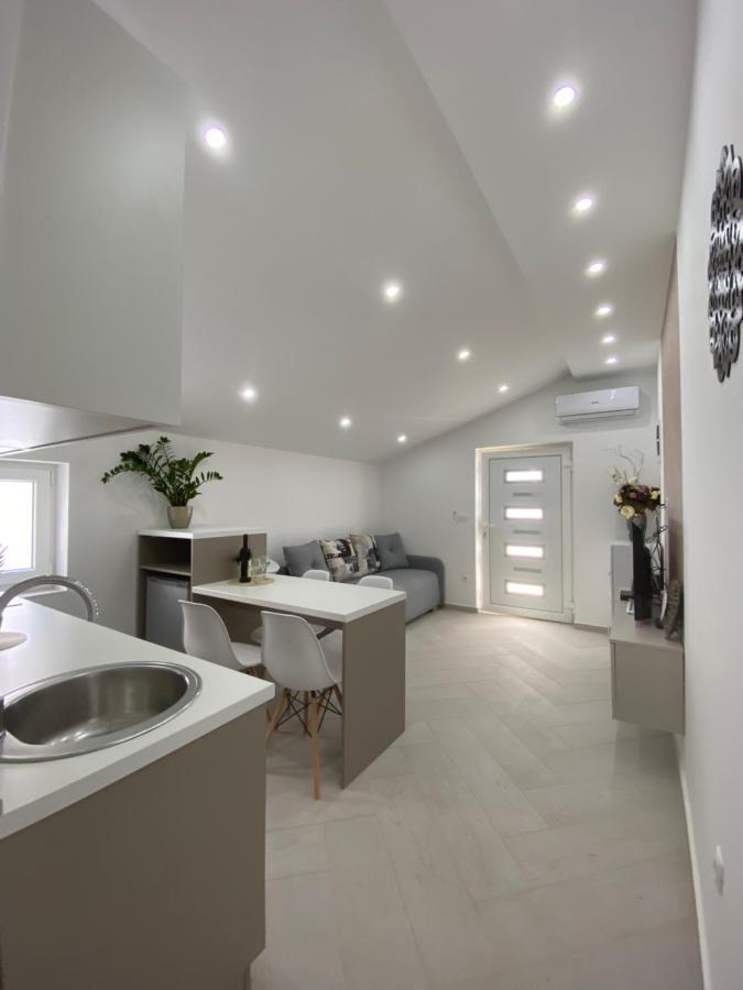 Mavalux Apartments Tivat Zewnętrze zdjęcie