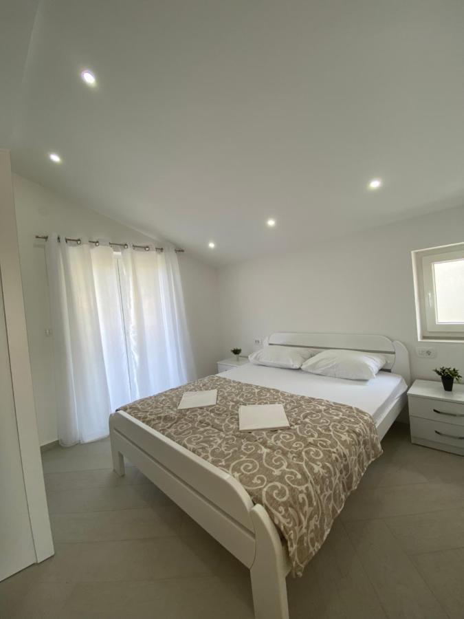 Mavalux Apartments Tivat Zewnętrze zdjęcie